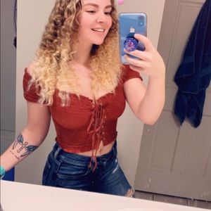 Meet your Posher, Alexis